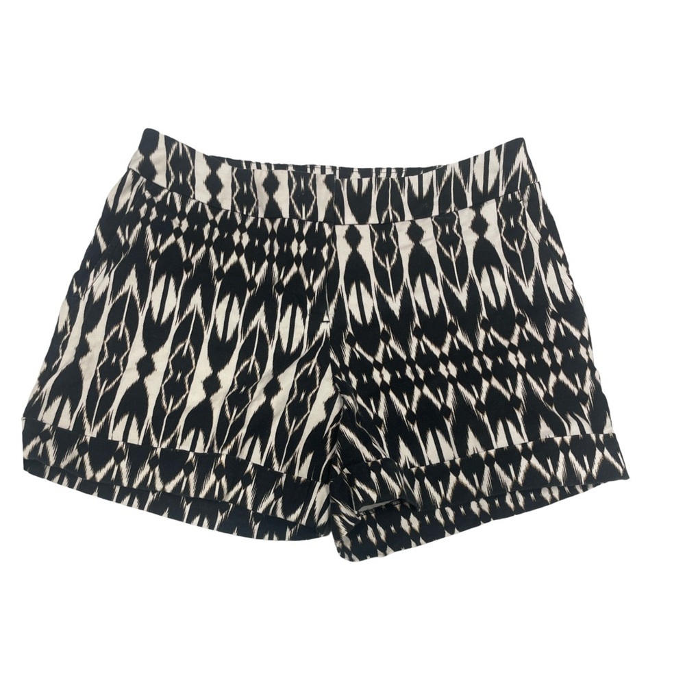 Black and White Patterned Women's Shorts Apt 9 size 4